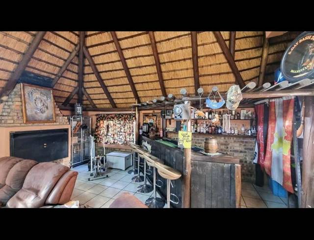 4 BEDROOM HOUSE FOR SALE IN AERORAND